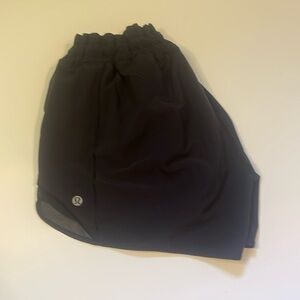 Lululemon shorts 4”